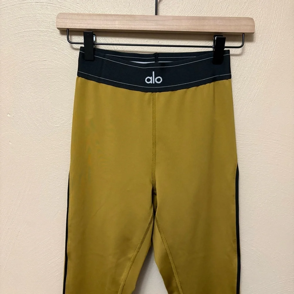 Alo Airlift High-Waist Suit Up Legging Golden Olive Branch Size Small